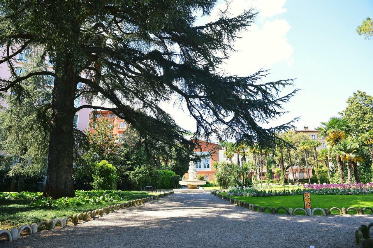 Villa Salus, Apartment Maruna Opatija Exterior foto